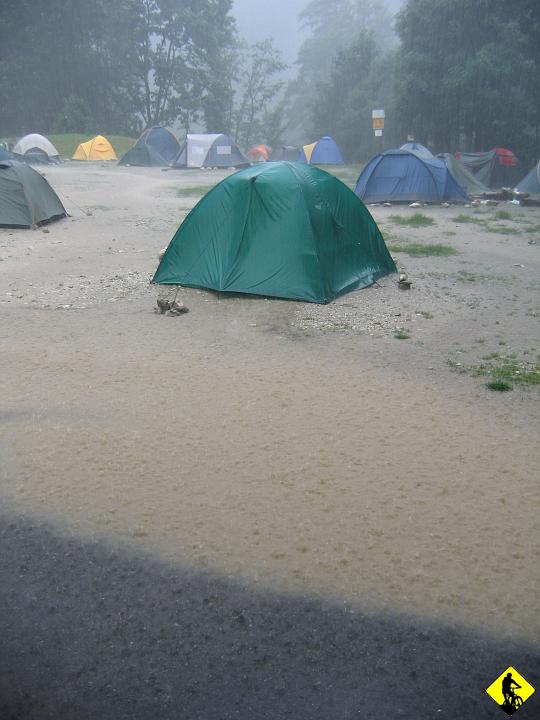 Karta1_ 321.jpg - Do późnej nocy lało. Dnia czwartego nabiliśmy 86km. Najwięcej ze wszystkich dni. Jutro ostatni akt.